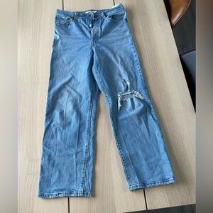 Levi’s Ribcage Straight size 28 jeans, Levi’s distressed size 28 jeans straight